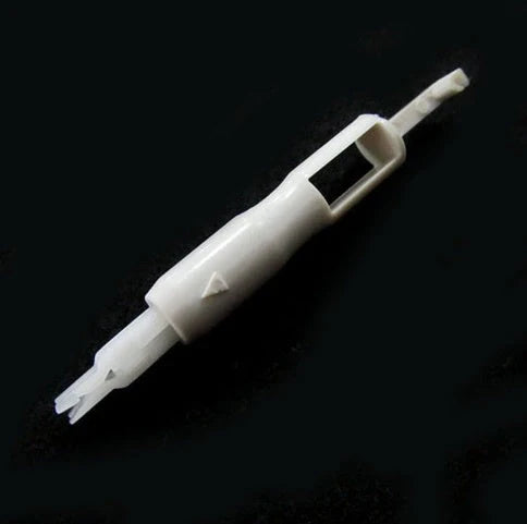 Needle threader insertion tool for sewing machine, 7.2cm length, durable metal and plastic construction