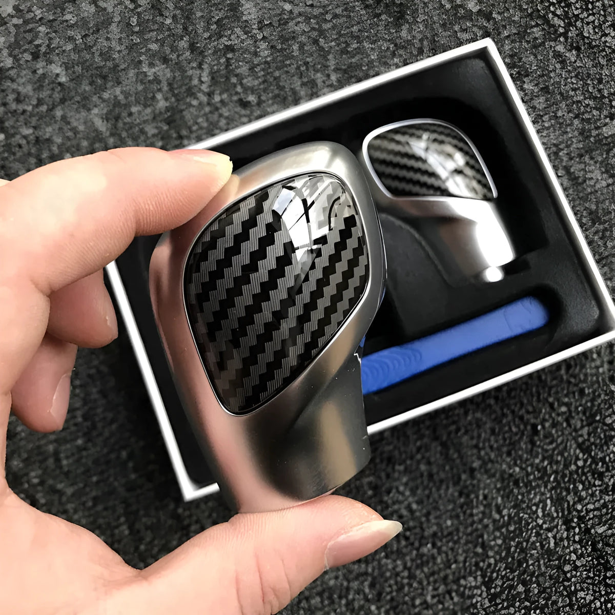 Carbon fibre DSG gear knob side cover with chrome matt finish and leather trim