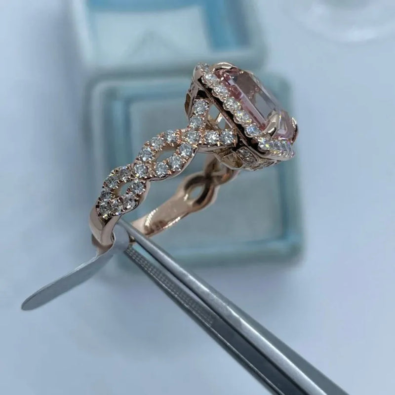 Alloy Ring for Women in Rose Gold - Electroplated Geometric Design Fashion Jewellery Available in UK Sizes 5 to 11 for Unisex Wear