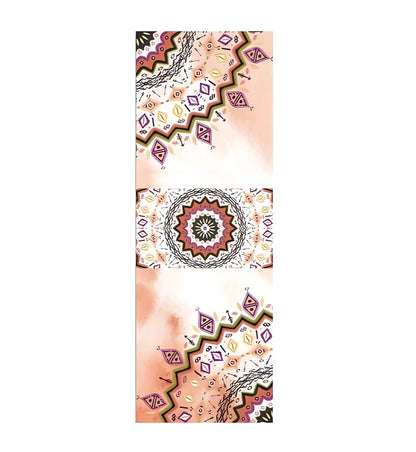 Microfiber yoga towel with mandala pattern measuring 183×63cm with 2mm thickness