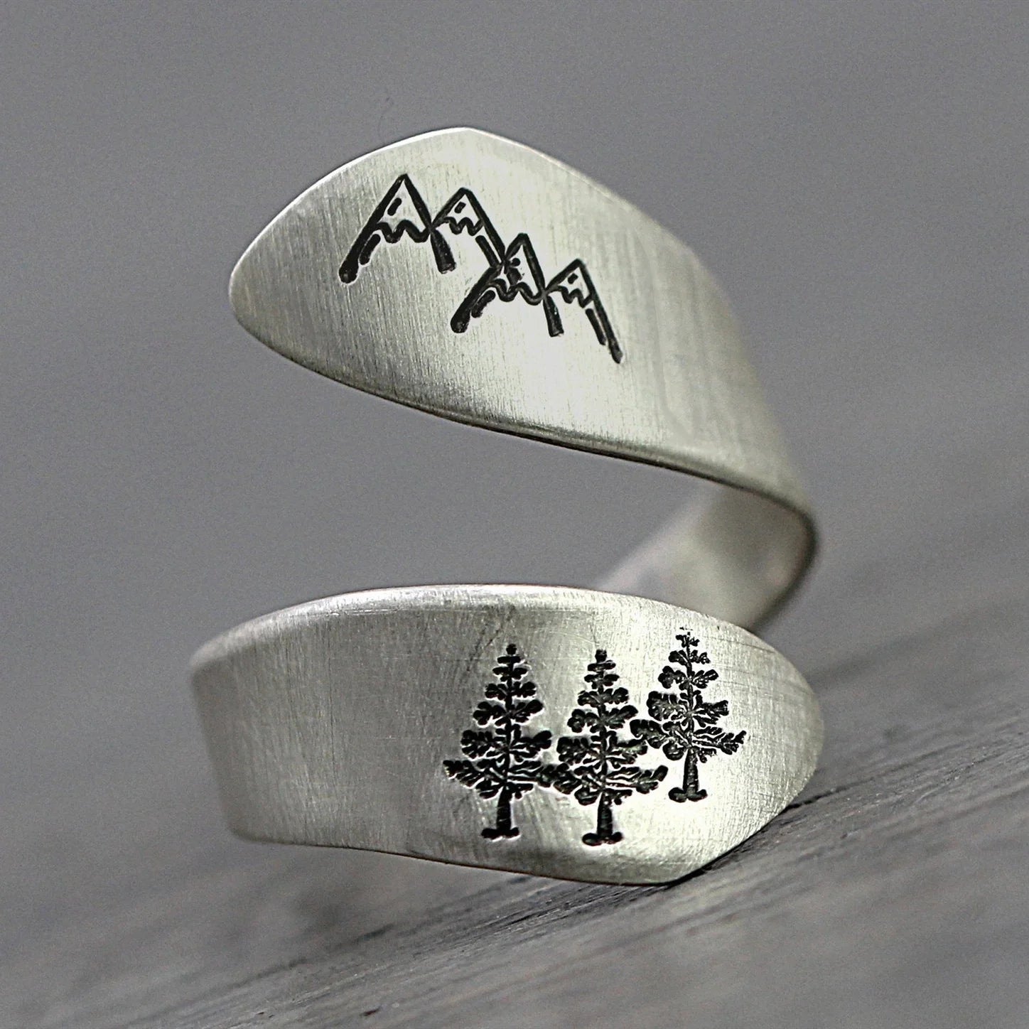 Mountain forest opening adjustable ring in ancient silver, showcasing unique design and adjustable feature