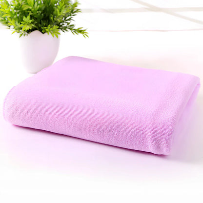 Microfiber bath towel in beige, 70x140cm size, quick-drying for beach or shower use