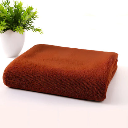 Microfiber bath towel in beige, 70x140cm size, quick-drying for beach or shower use