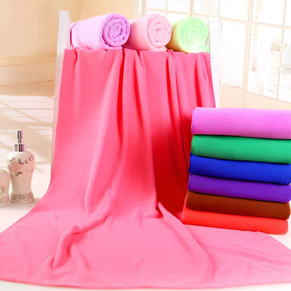 Microfiber bath towel in beige, 70x140cm size, quick-drying for beach or shower use