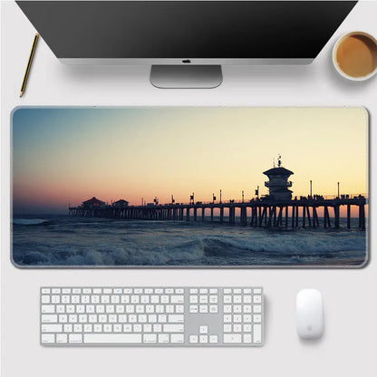Large landscape mouse mat in rubber and cloth, lock thickened, anti-slip, 300x700mm to 400x900mm.