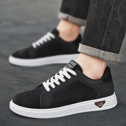 Men's black snake pattern leather high-top sneakers with round toe and rubber sole