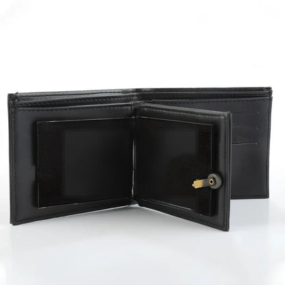 Leather magic wallet measuring 11.5x10cm with dual-colour areas for performance deception