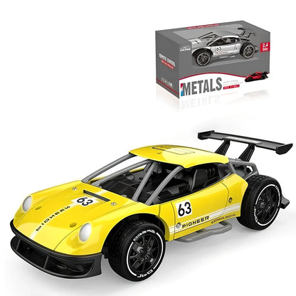 2.4G 4-channel RC drifting car with handle remote control on racing track