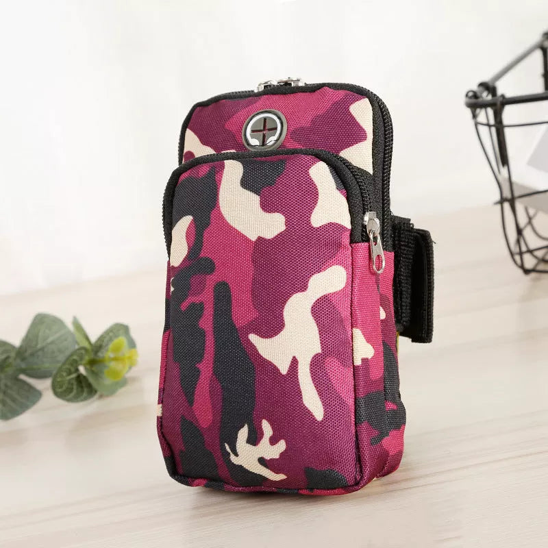 Camouflage water repellent wrist bag for running with adjustable strap