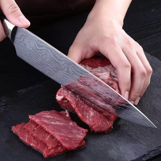 Chef's Multipurpose Slicing Knife with laser Damascus pattern and wooden handle