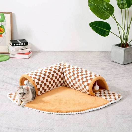 Fan-shaped plush pet bed with integrated tunnel in yellow colour, showing 80cm diameter and anti-slip bottom