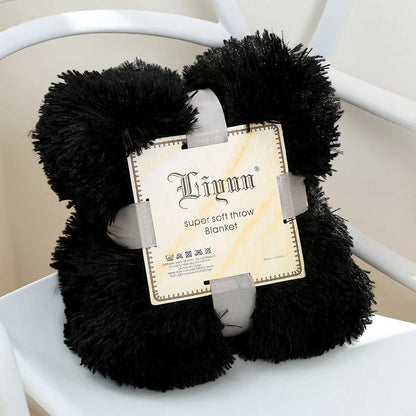 European style coral fleece blanket in various colors and sizes for cozy warmth and elegant decor