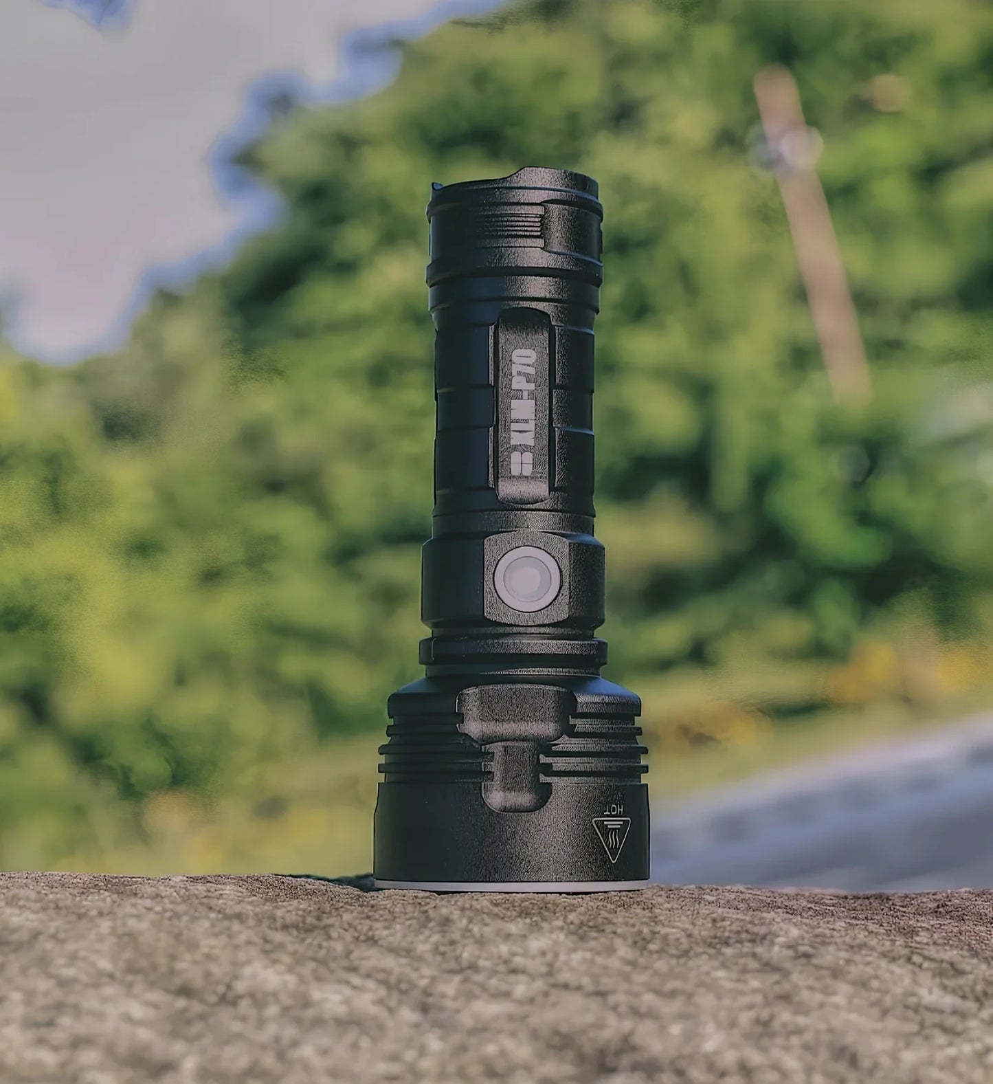 Aluminium alloy LED flashlight with 200-500m beam range and rechargeable battery system