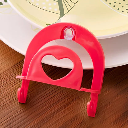 Plastic hook sponge storage rack with suction cup attachment in multiple colour options