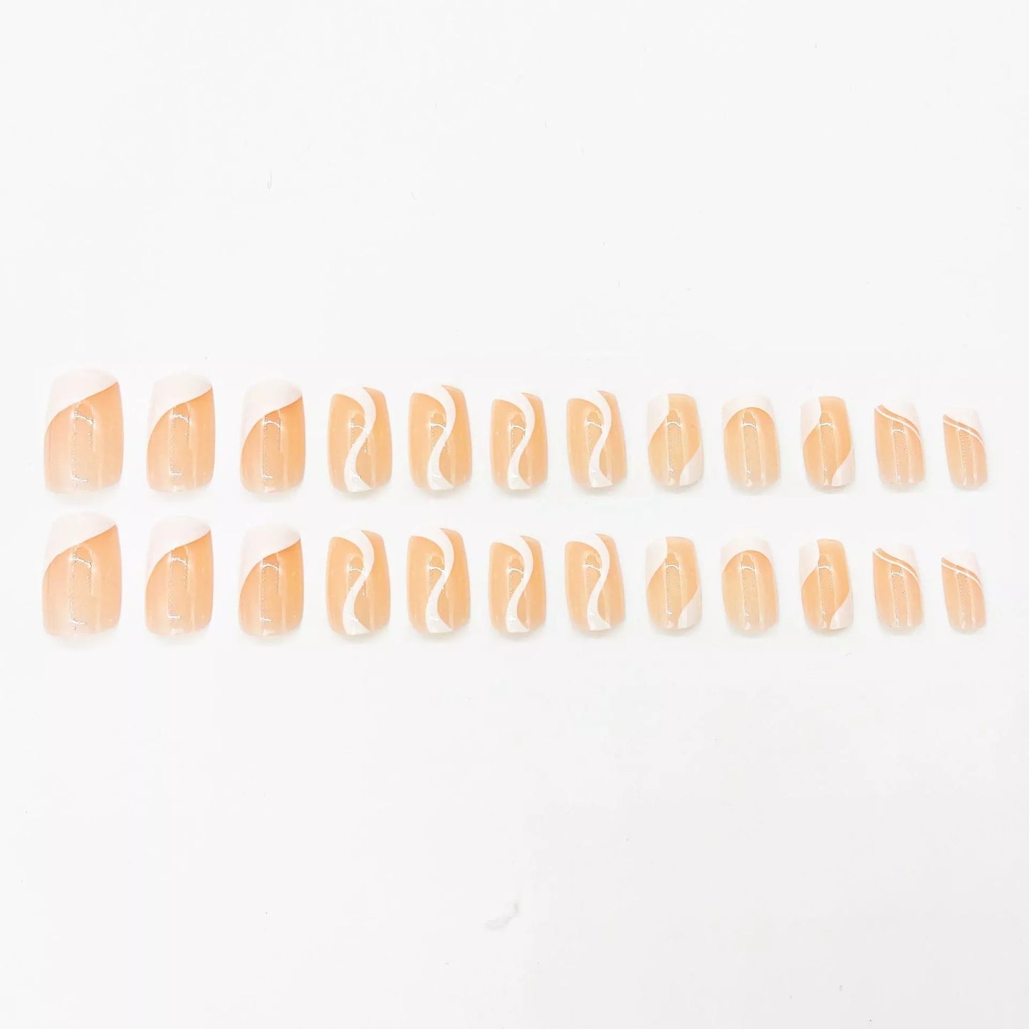 French Simplicity Short White Wear Finished Nail Beauty Fake Nails with plaid pattern