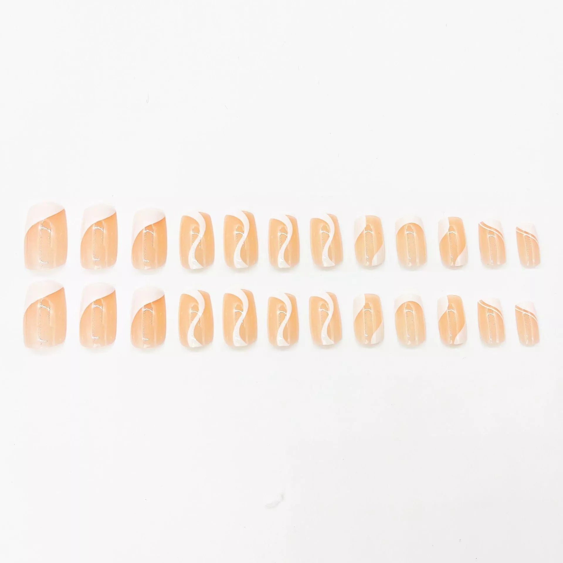 French Simplicity Short White Wear Finished Nail Beauty Fake Nails with plaid pattern