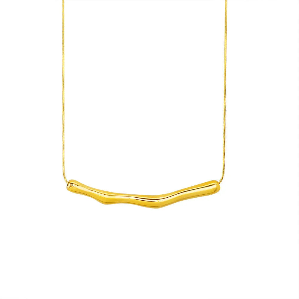 Women's pleated titanium steel necklace with irregular electroplated design in gold or steel colour finish