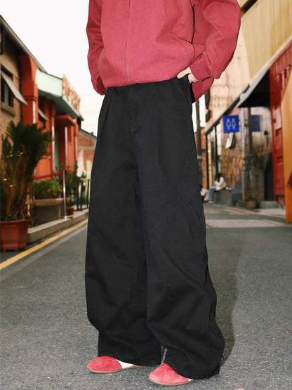 Men's pleated straight leg trousers with elastic waist in striped pattern
