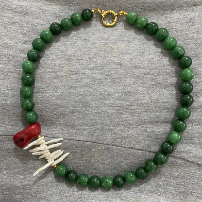 Elegant Natural Stone Baroque Pearl Necklace with Floral Design and Titanium Steel Construction