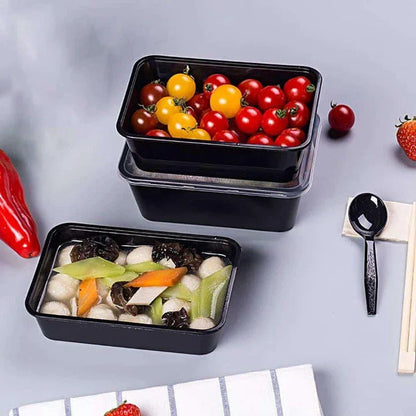 Disposable plastic containers with lids, perfect for meal prep, leftovers storage, and parties