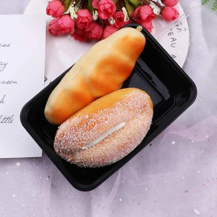 Disposable plastic containers with lids, perfect for meal prep, leftovers storage, and parties