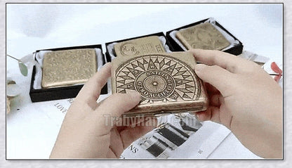 Retro pure copper hand-carved cigarette case for 20 cigarettes, featuring a vintage-inspired design and automatic pop-open lid.
