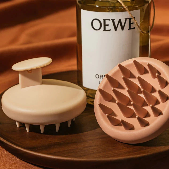 Full Silicone Shampoo Brush with Soft Bristles for Gentle Scalp Massage and Effective Hair Cleaning