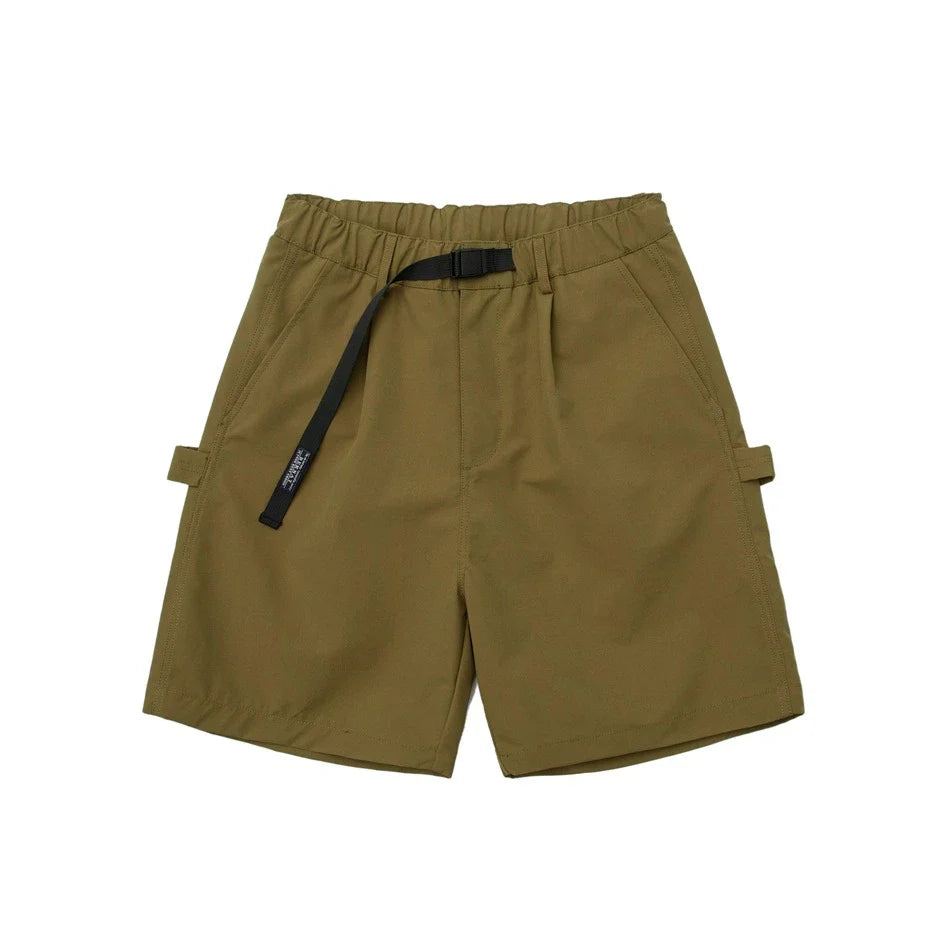 Japanese-style retro cargo shorts in khaki and black with adjustable waist and functional pockets