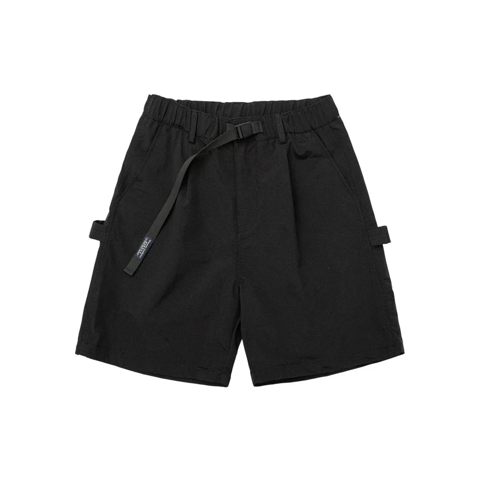 Japanese-style retro cargo shorts in khaki and black with adjustable waist and functional pockets