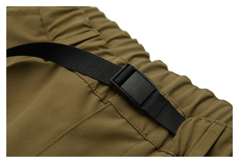 Japanese-style retro cargo shorts in khaki and black with adjustable waist and functional pockets