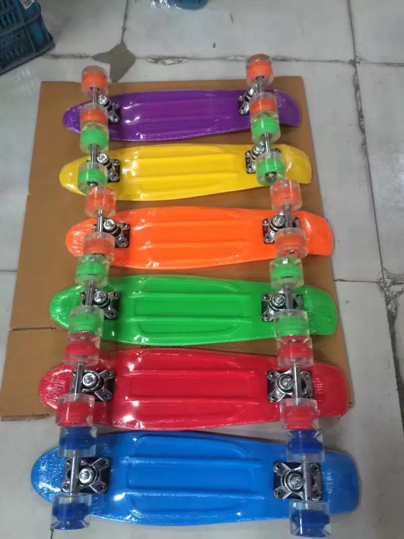 Fashion Creative Personality Four-wheel Skateboard in blue with flashing wheels