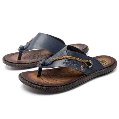 Men's casual slippers in four colours with a non-slip, wear-resistant sole and PU leather upper.