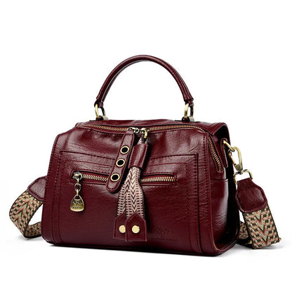 Women's one-shoulder crossbody bag in soft PU leather with retro styling