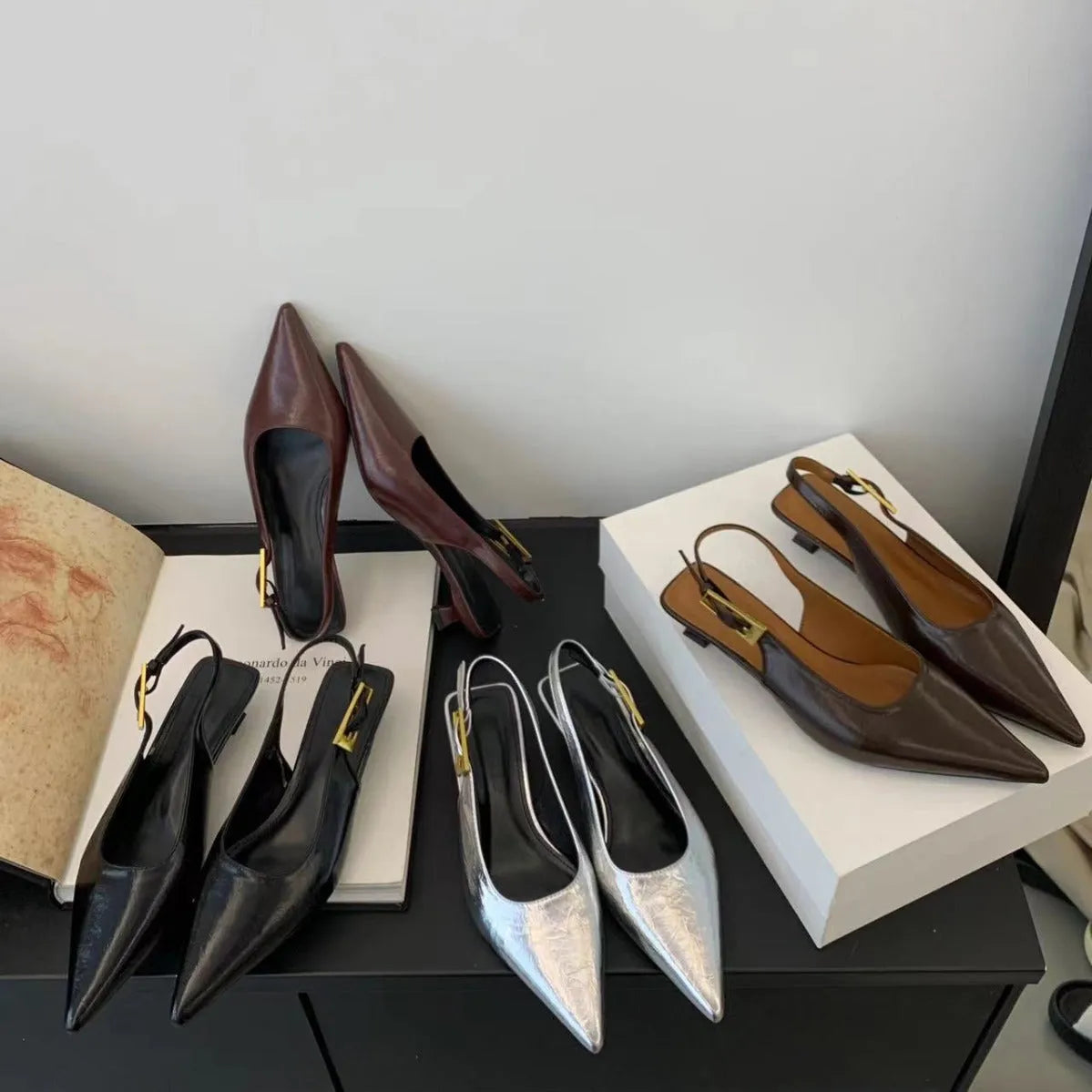 Pointed toe leather shoes with thin straps and low heel in four colour options