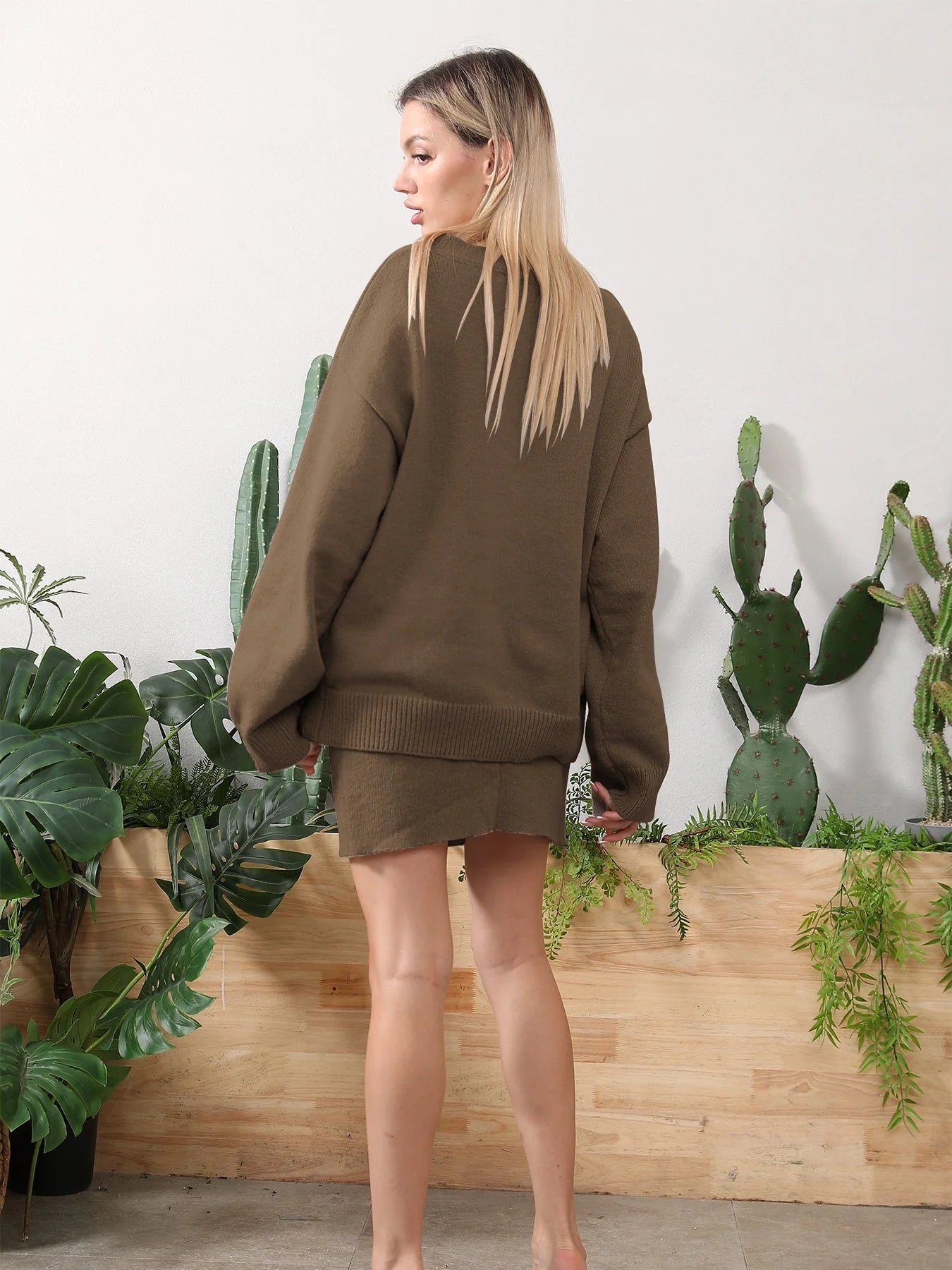 Cozy women's loungewear set in various colors and sizes, including brown camel, soil gray, and light gray