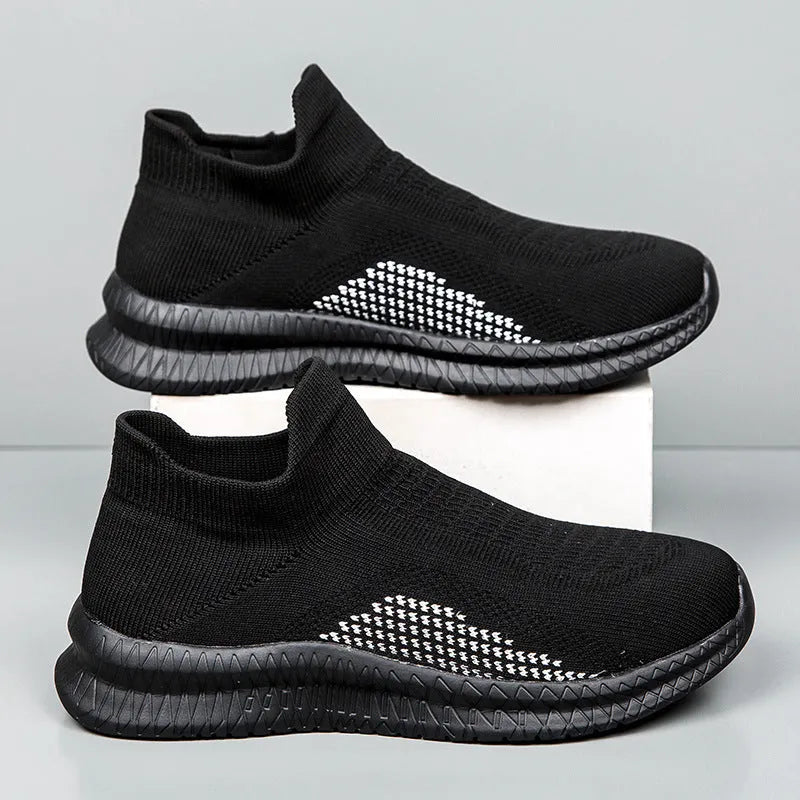 Popcorn flyknit fabric low-top casual sneaker in solid colour on a viscose sole.