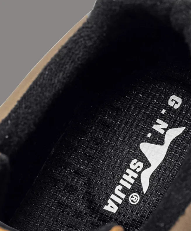 Black and white platform casual sneakers with thick rubber sole for height increase