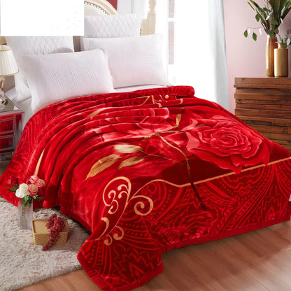 Double-sided flannel blanket quilt with plant and flower pattern showing genuine double-layer thickening