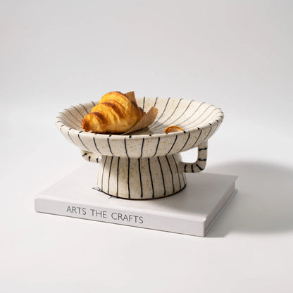 Black and white stripes fruit plate with retro design, 22cm diameter synthetic resin dessert serving plate