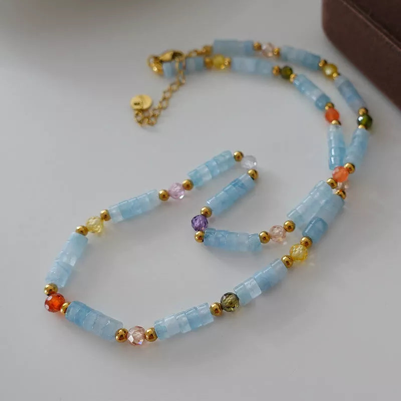 Natural stone pearl necklace with brass gold-plated chain, retro style