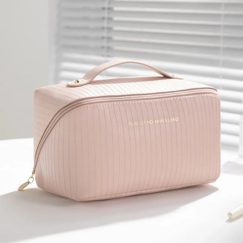 Vertical pattern pillow makeup bag with cubic 22.5x12.5x12.5cm dimensions in beige, black, brown, grey or pink