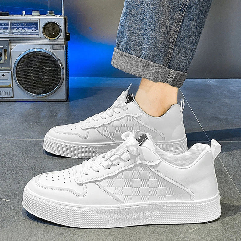 Stylish Plaid Lace-Up Sneakers for Casual Comfort