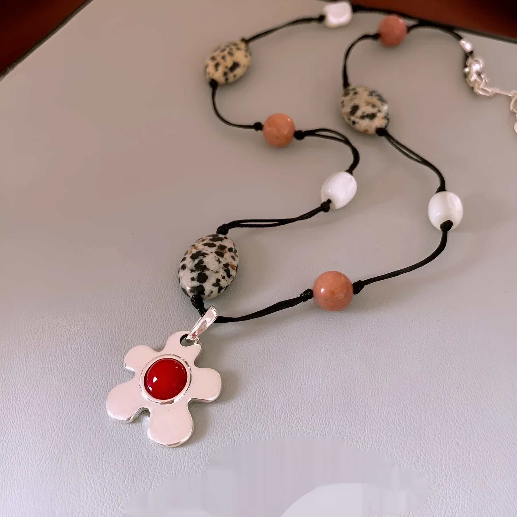 Stone shell beaded flower pendant necklace with adjustable chain in silver-gold colour