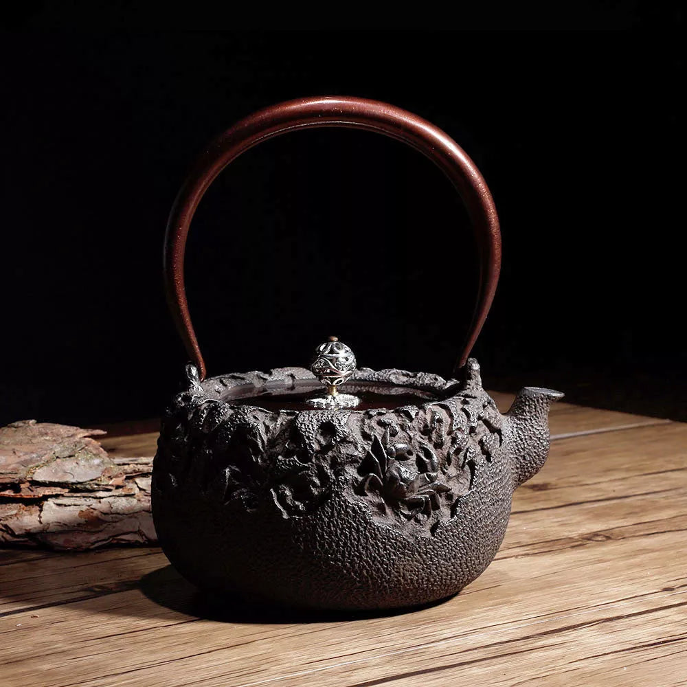 Handmade pig iron pot tea set in rock crab color, 1.3L capacity