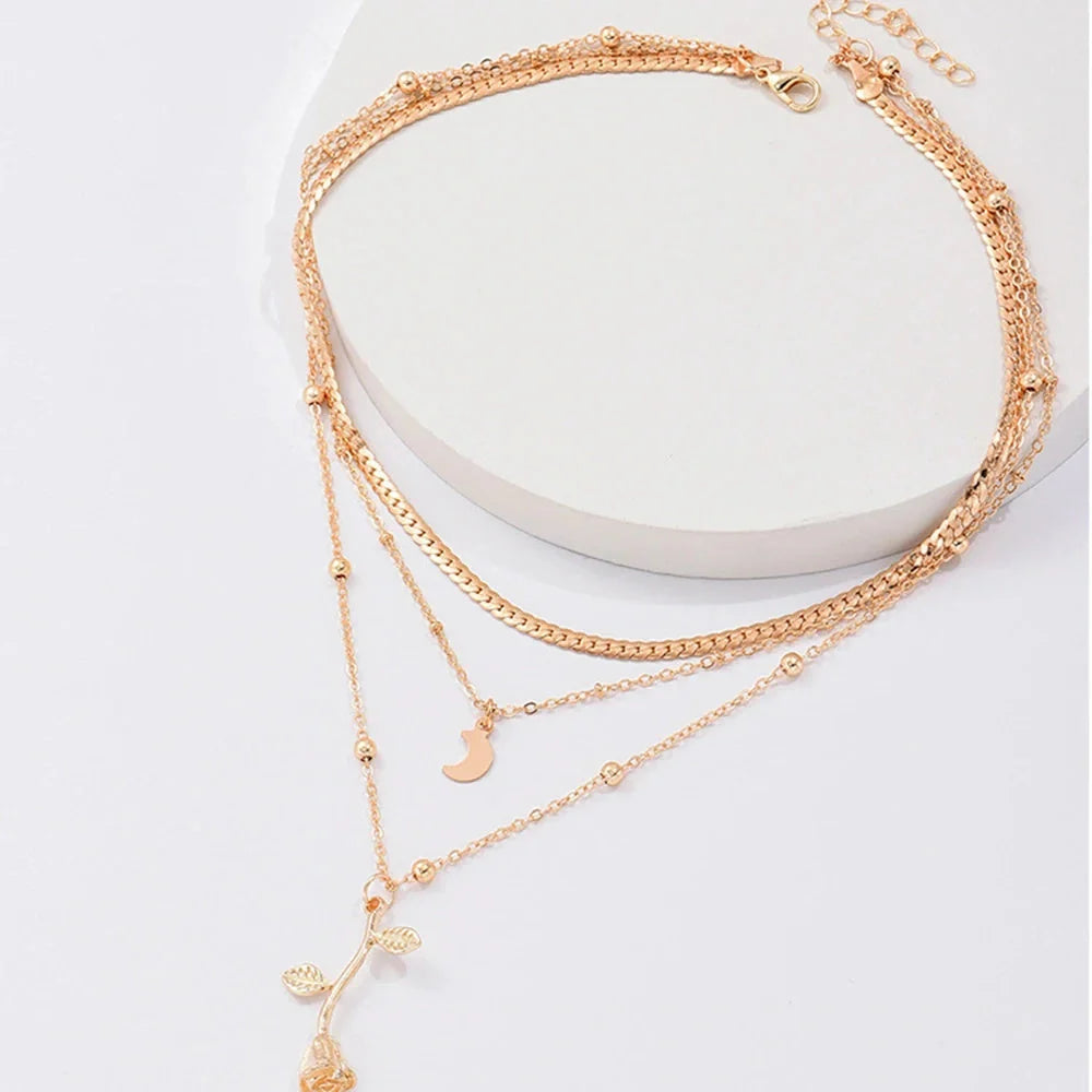 Gold Bohemian Rose Flower Choker Necklace for Women - Elegant Fashion Jewelry