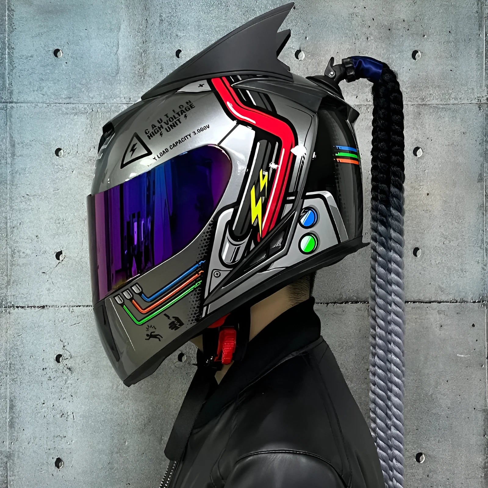 Dirty Braids motorcycle helmet with graphic design, ABS full-face construction for electric vehicles and motorcycles
