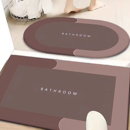 Two-piece Natsume anti-slip bathroom mats 45x70cm in dark grey, machine-woven blended fibres for wet floor grip