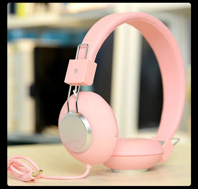 Wired head-mounted sports earphones in multiple colours with a 3.5mm plug and microphone.
