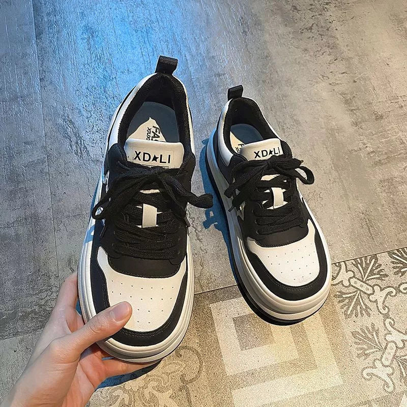 Women's black and khaki star round head heightening sneakers with rubber sole