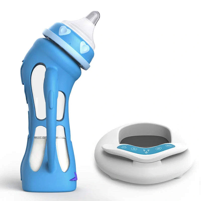 Glass baby bottle with temperature-sensitive silicone sleeve and USB milk warmer for safe, natural feeding